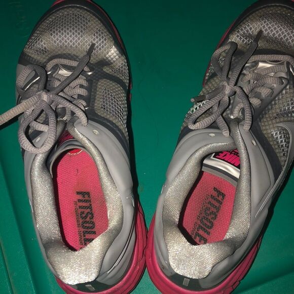 Nike sneakers - Picture 3 of 5